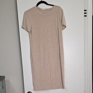 Hello MIZ Ribbed Short Sleeve Midi Dress in Light Beige